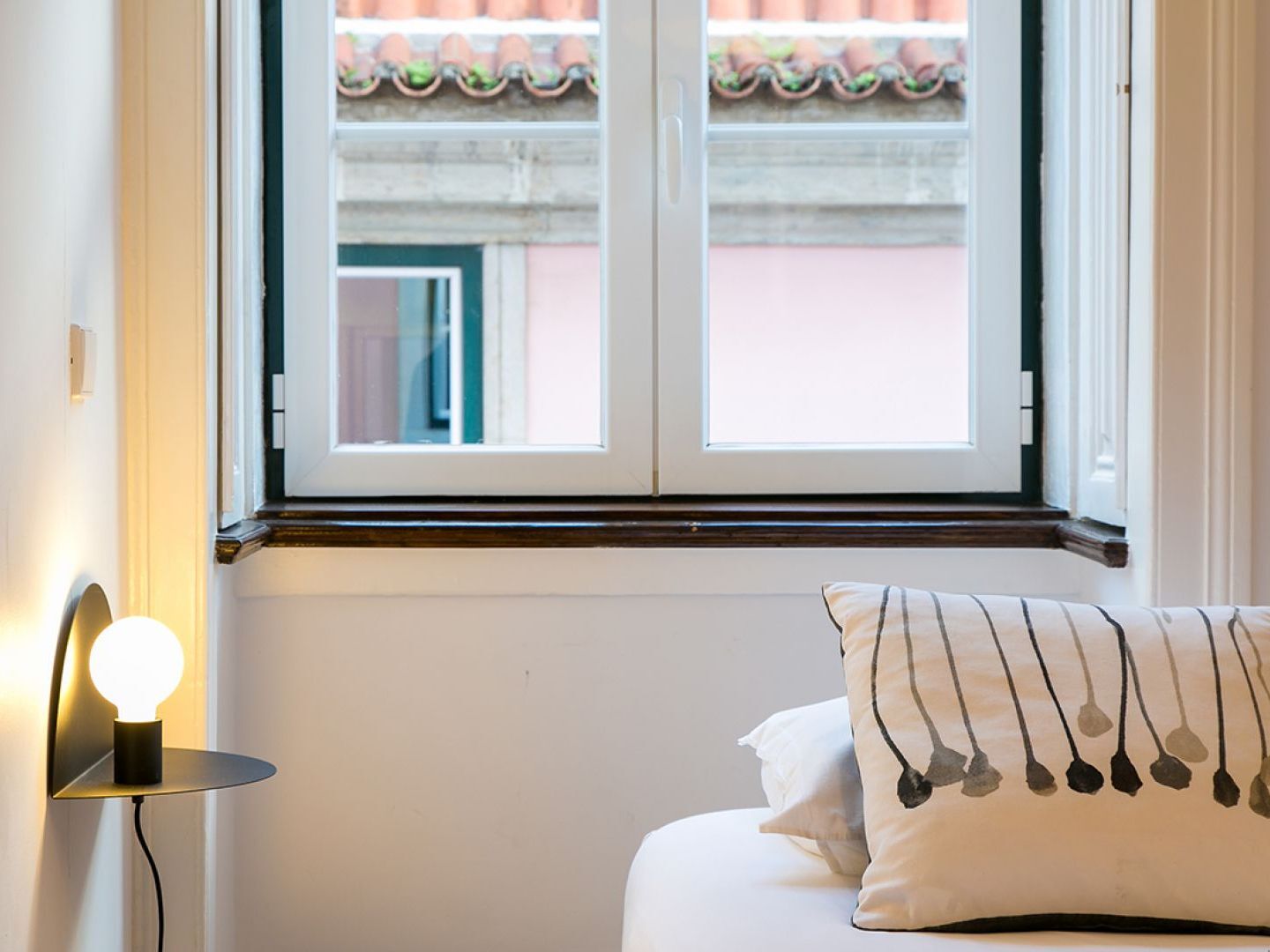 Joivy Splendid 2Br Flat In Bairro Alto, Nearby Luis De Camoes Square Apartment Lisboa Екстериор снимка